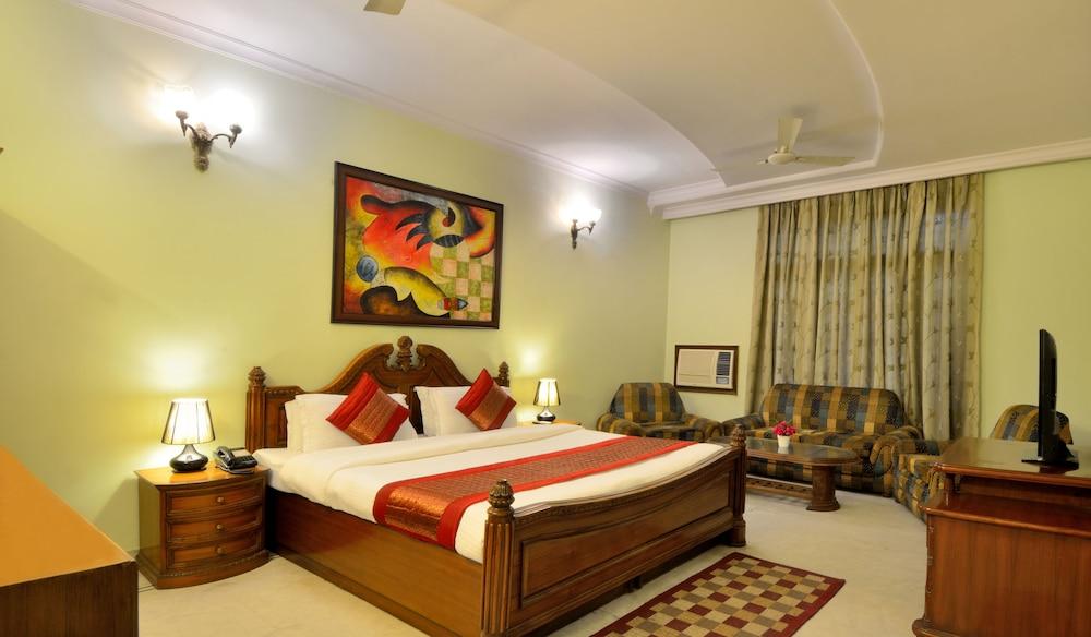 Hotel Pablas International, New Delhi, Near Metro エクステリア 写真