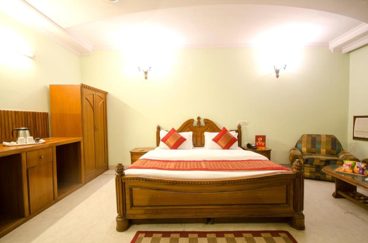 Hotel Pablas International, New Delhi, Near Metro エクステリア 写真